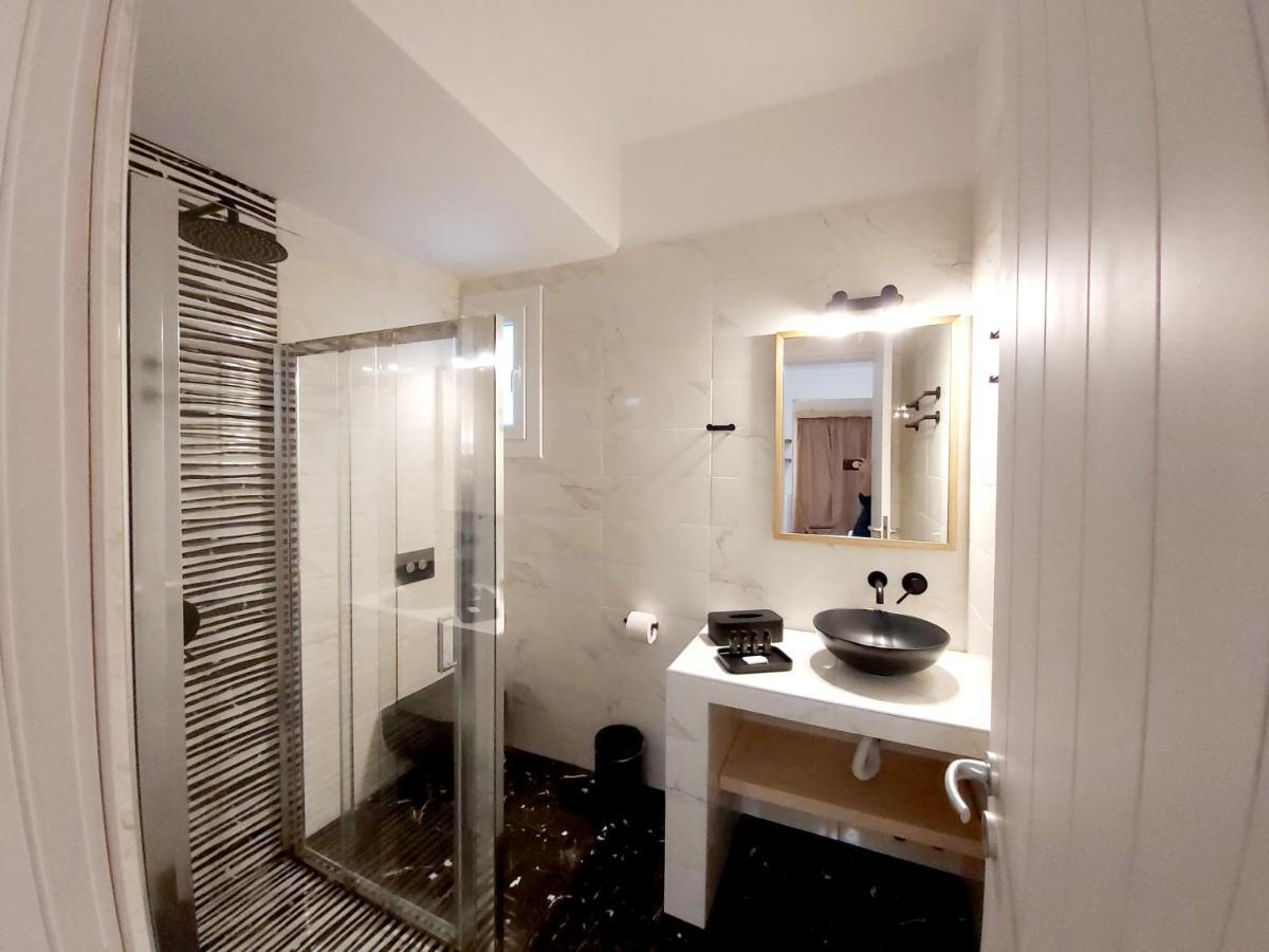 Agnadema Luxury Residences Schoinoussa Dış mekan fotoğraf
