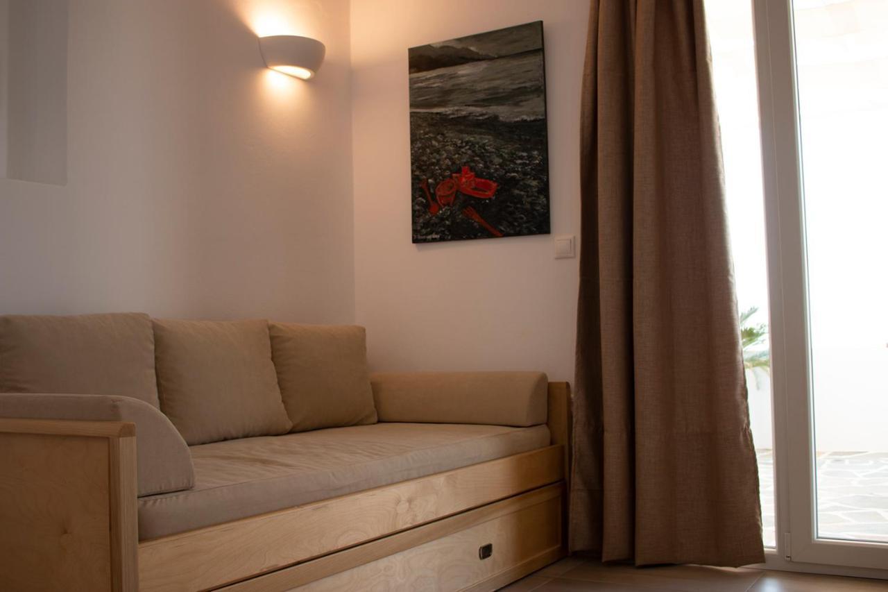 Agnadema Luxury Residences Schoinoussa Dış mekan fotoğraf