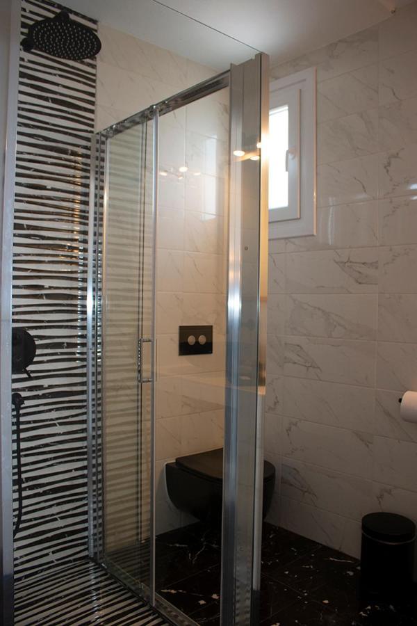 Agnadema Luxury Residences Schoinoussa Dış mekan fotoğraf
