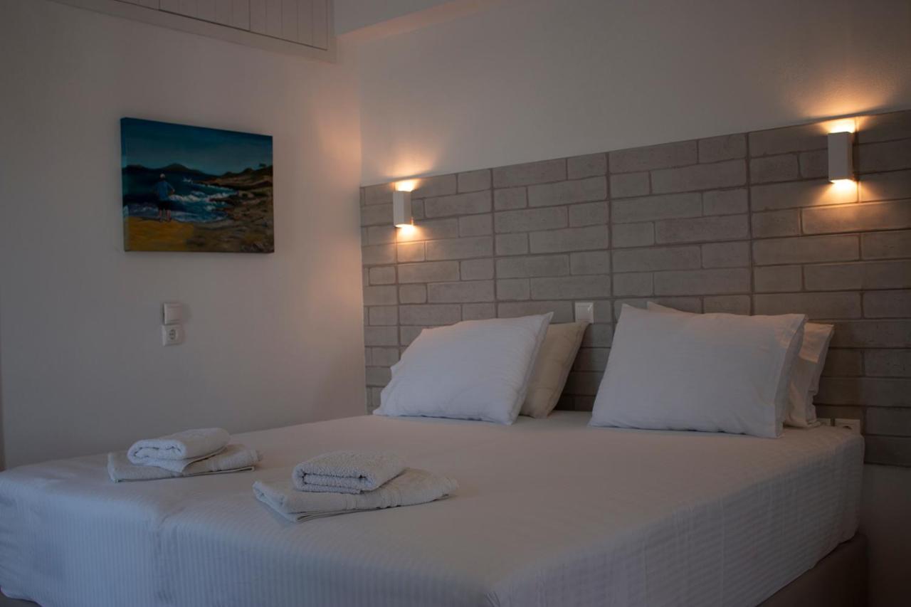 Agnadema Luxury Residences Schoinoussa Dış mekan fotoğraf