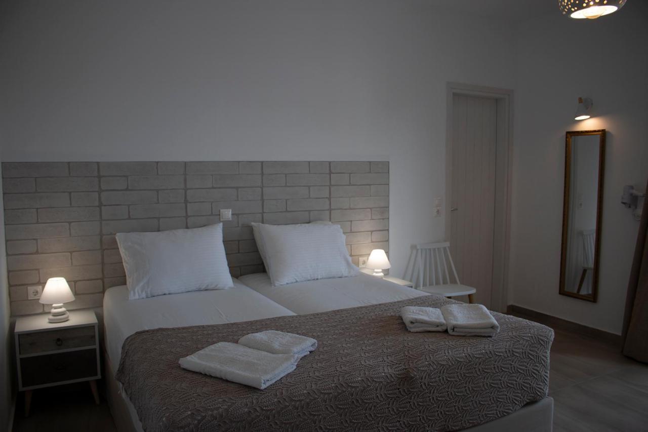 Agnadema Luxury Residences Schoinoussa Dış mekan fotoğraf
