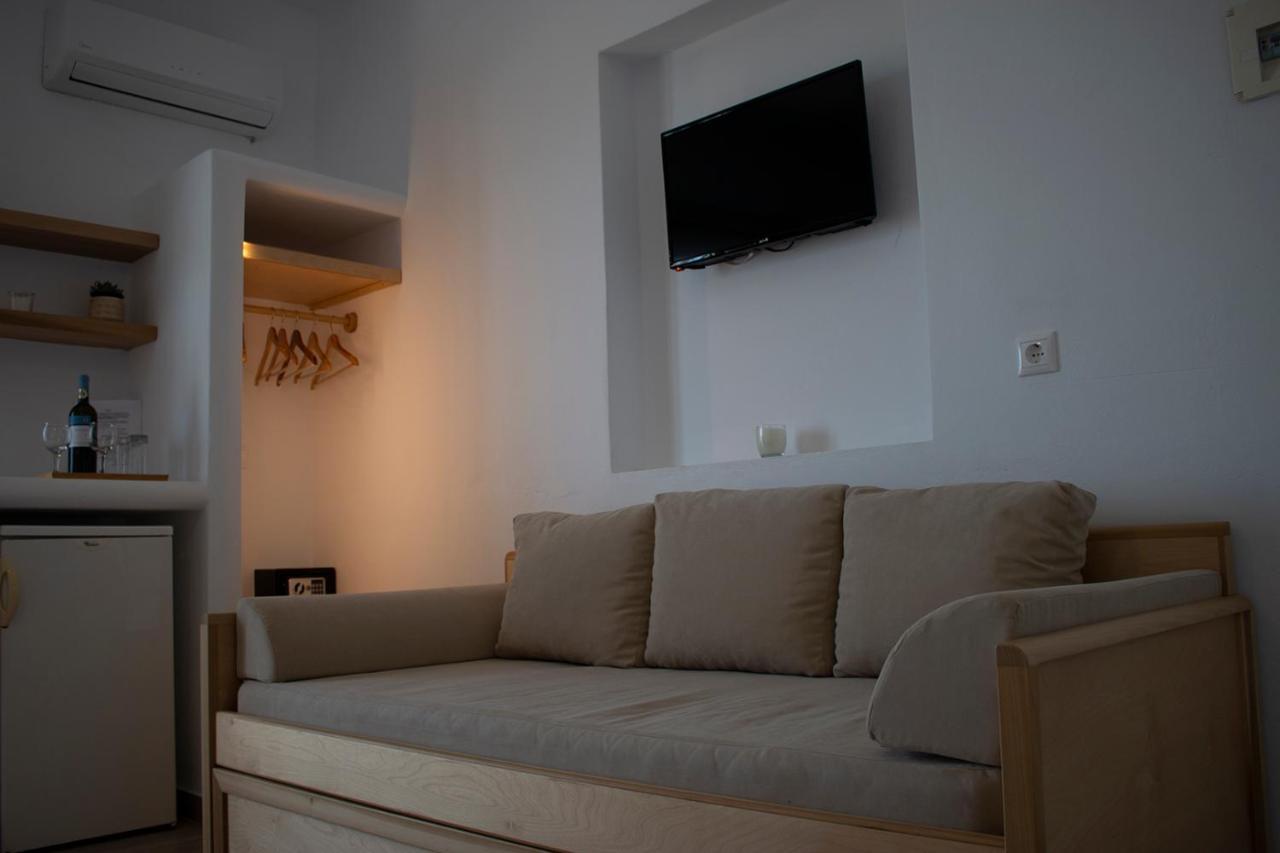 Agnadema Luxury Residences Schoinoussa Dış mekan fotoğraf