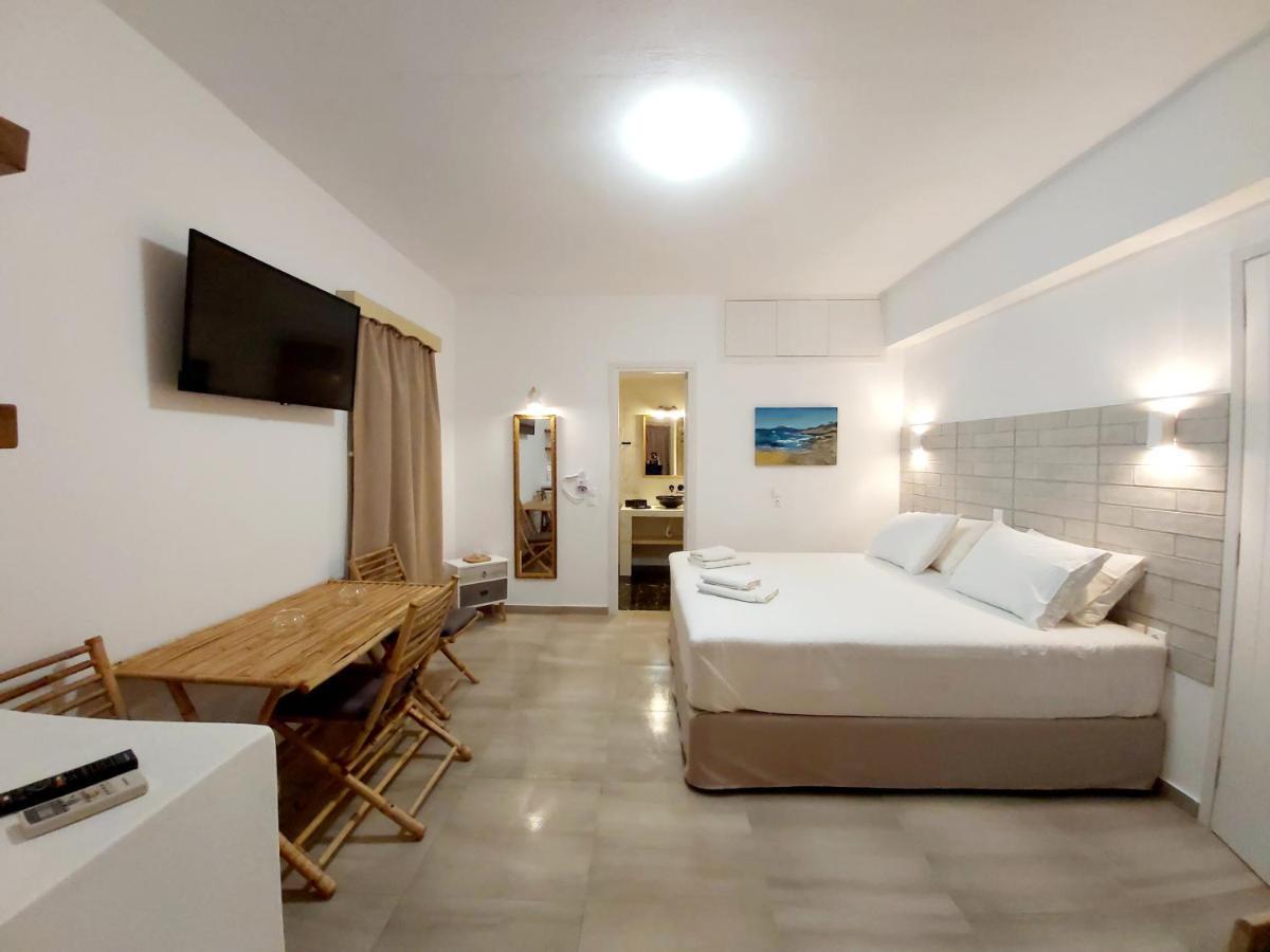 Agnadema Luxury Residences Schoinoussa Dış mekan fotoğraf